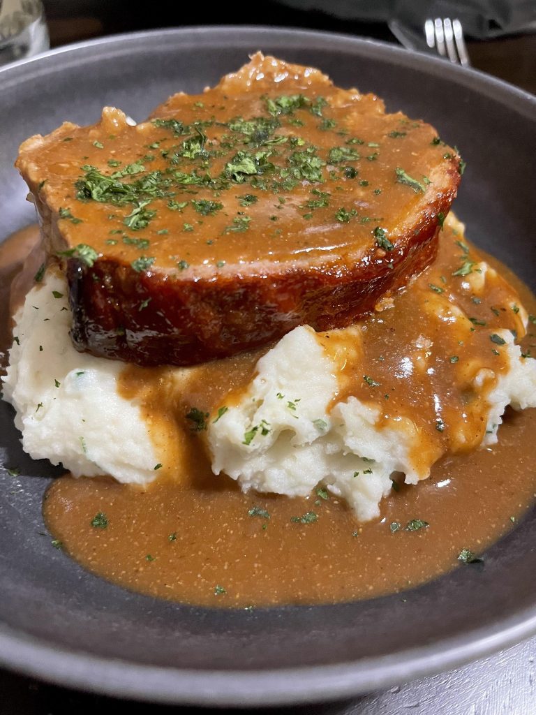 Meatloaf and Mashed Potatoes with Gravy – Todaysinfo